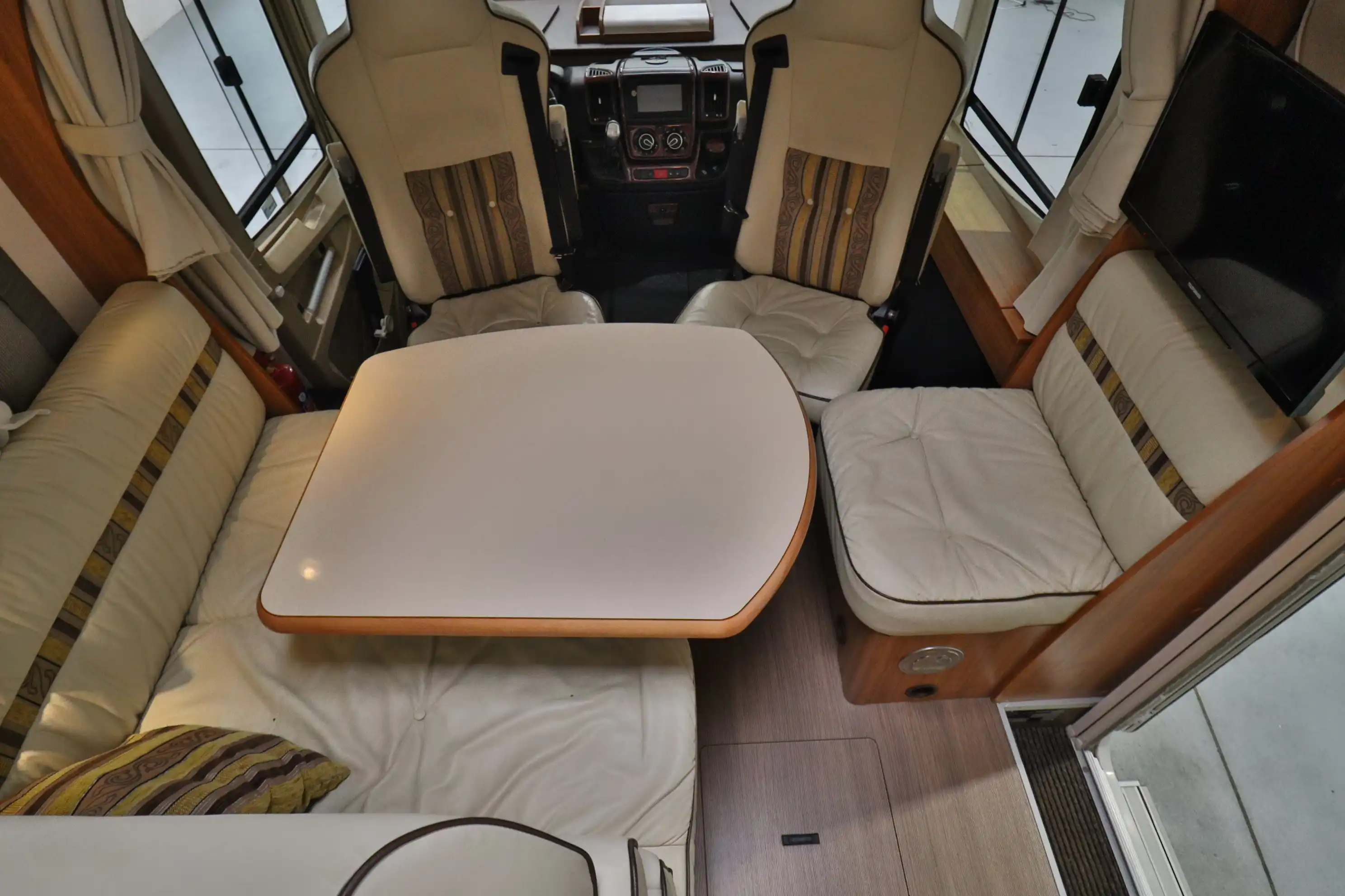EURAMOBIL Integra Style 710 QB